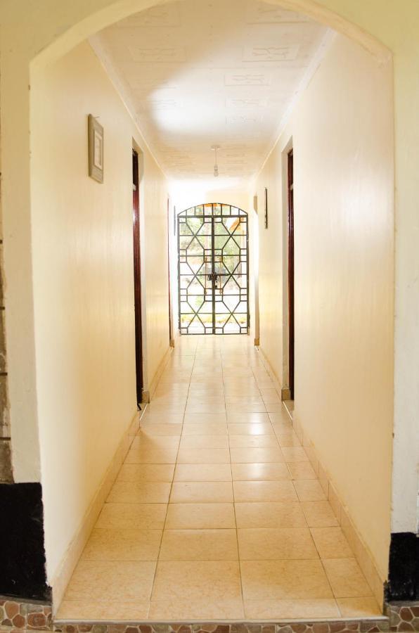 Everlasting Gardens Bed & Breakfast Kitui Екстериор снимка